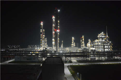 康乃尔烯烃项目夜景.jpg